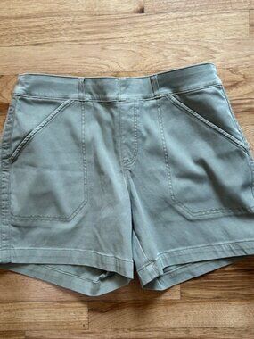 Spanx Tan/Olive Stretch 6" Twill Shorts Style 20358R Size L Like New